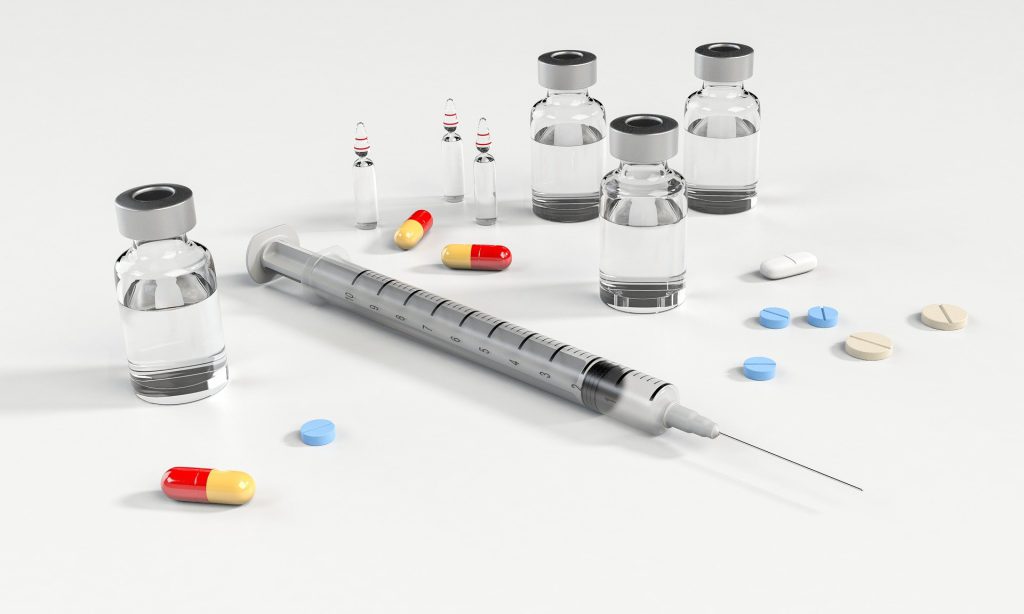 La SIC ha impuesto sanciones por más de $4.000 millones de pesos a distintos laboratorios, por modificar los precios de los medicamentos